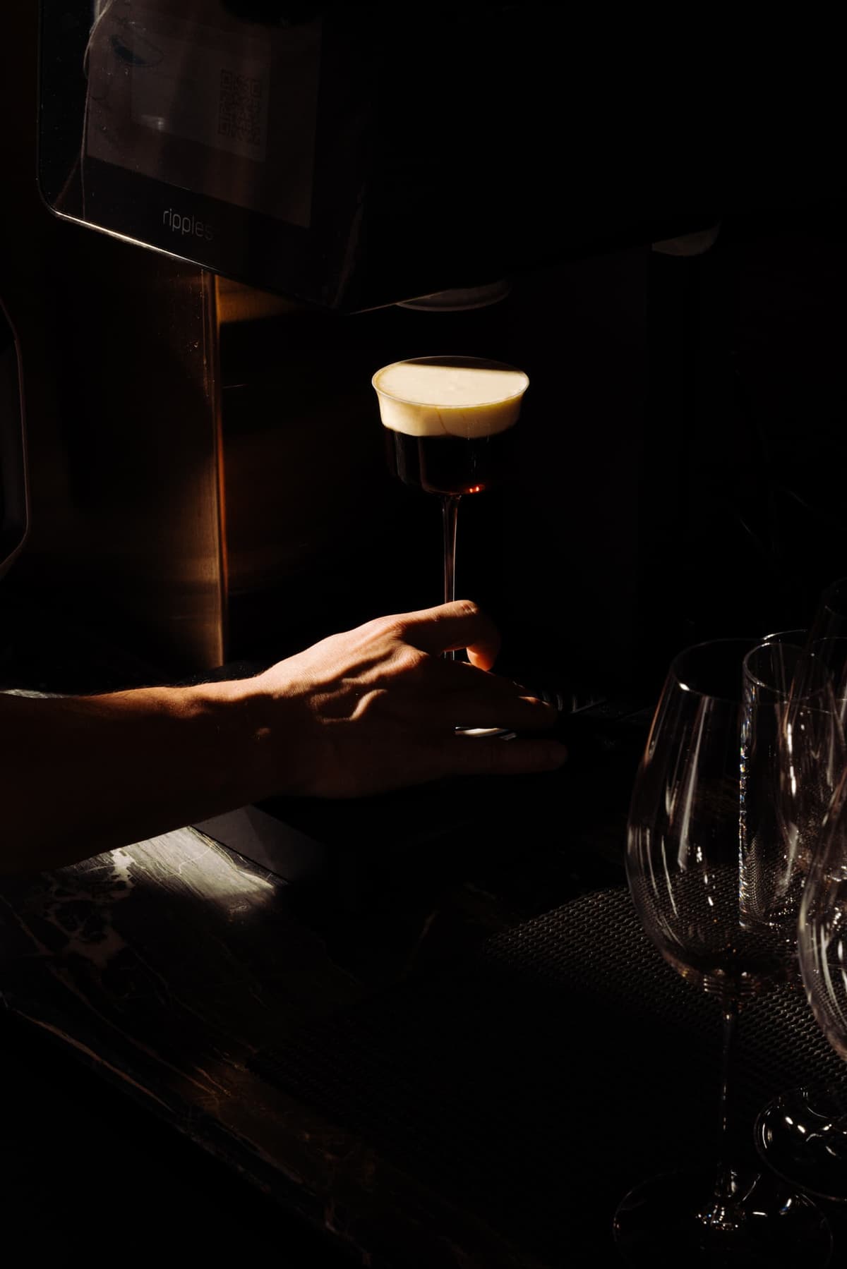 Campaign photography – dark moody cocktail